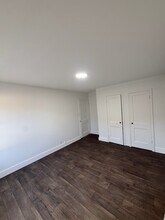 2305 N 16th St in Orange, TX - Building Photo - Building Photo