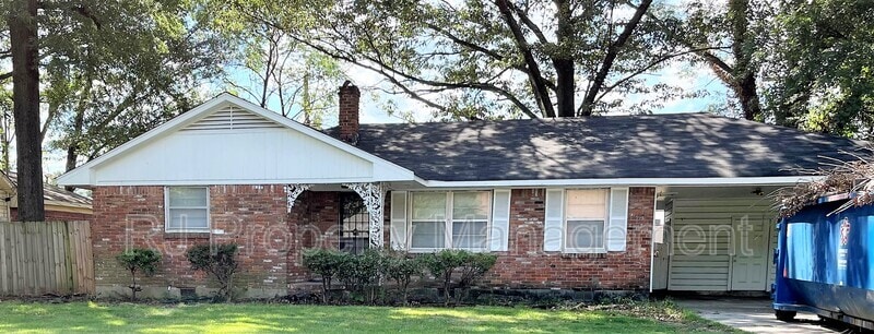 1711 Goodhaven Dr in Memphis, TN - Building Photo