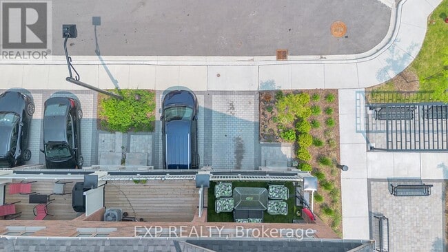 517 Old Harwood Ave in Ajax, ON - Building Photo - Building Photo