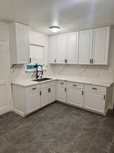 44742 Gadsden Ave in Lancaster, CA - Building Photo - Building Photo