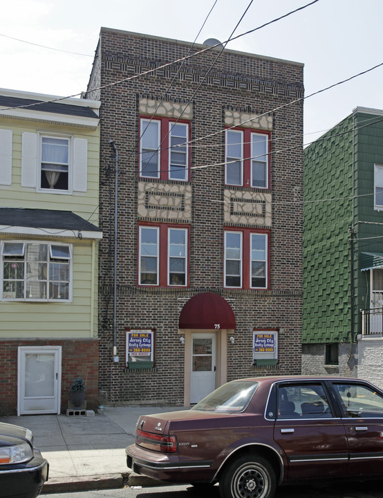 75 Lake St in Jersey City, NJ - Building Photo