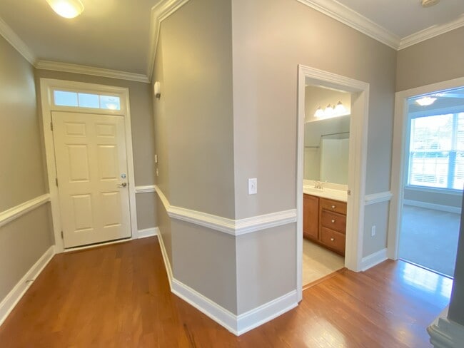 411 Gallery Dr in Spring Lake, NC - Building Photo - Building Photo