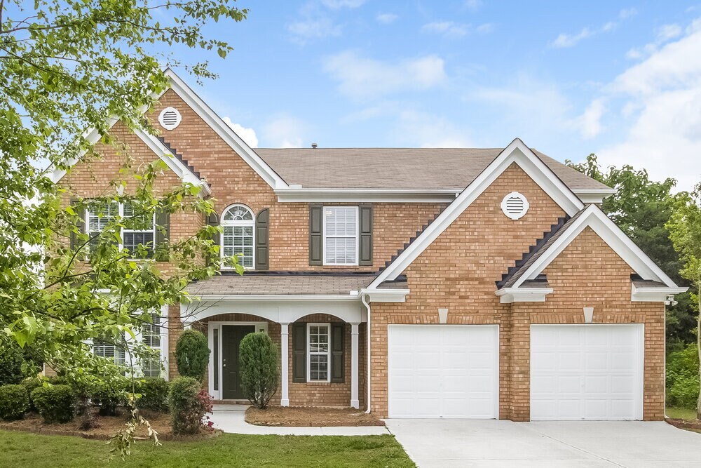 3921 Triton Ives Dr NE in Auburn, GA - Building Photo
