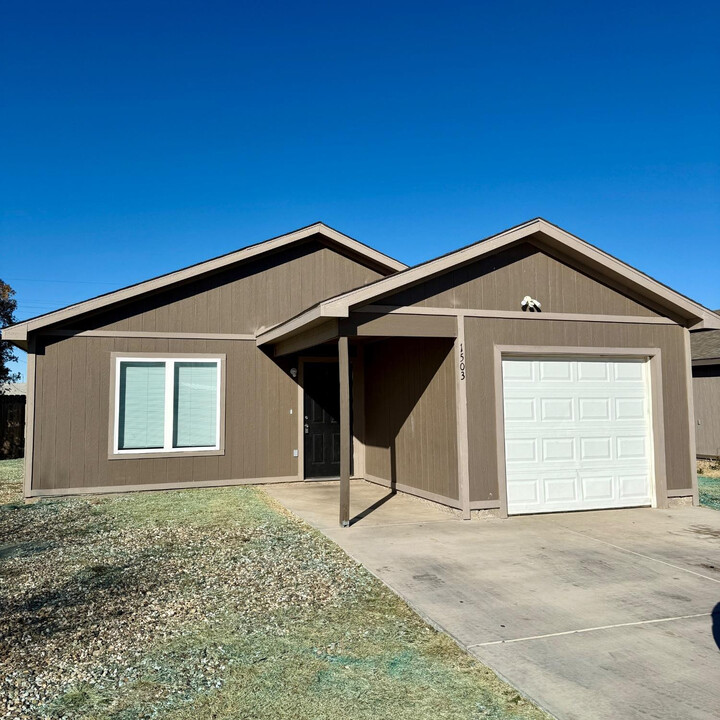 1503 E 14th St in Lubbock, TX - Building Photo