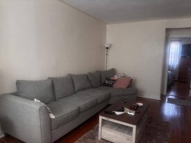 15 Dongan Ave in Staten Island, NY - Building Photo