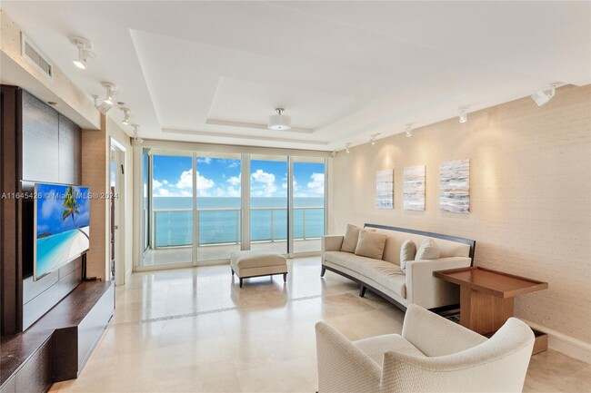 19111 Collins Ave, Unit 1804 in Sunny Isles Beach, FL - Building Photo - Building Photo