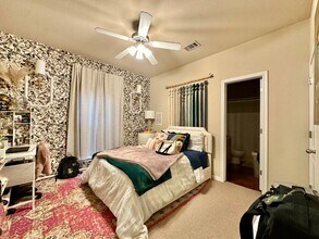 1418 S 10th St in Waco, TX - Building Photo - Building Photo