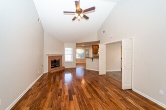 1003 Coolidge Cove in Cordova, TN - Building Photo - Building Photo
