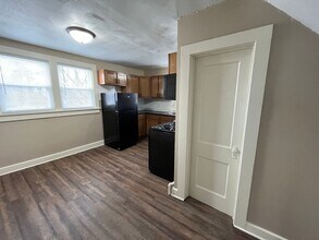 2803 Abbott St in Fort Wayne, IN - Building Photo - Building Photo