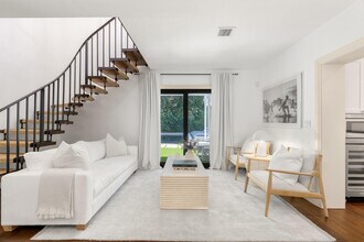 1435 N Ocean Way in Palm Beach, FL - Building Photo - Building Photo