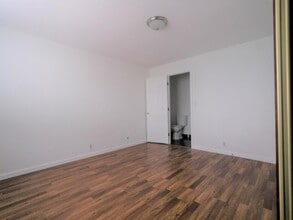 1215 Skyline Dr in Daly City, CA - Building Photo - Building Photo