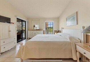 4514 Weybridge St in Sarasota, FL - Building Photo - Building Photo