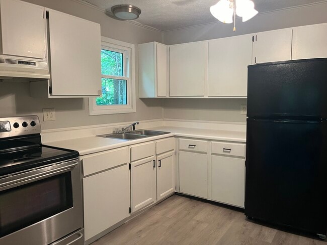 502 Chinworth Ct in Warsaw, IN - Building Photo - Building Photo