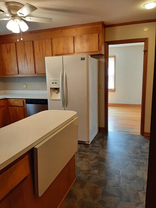 3213 Tyre Neck Rd in Chesapeake, VA - Building Photo