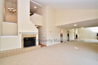 1033 Susan Way in Novato, CA - Building Photo - Building Photo