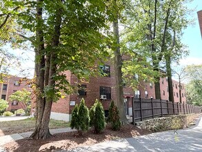 48A Harvard Ave, Unit #4 in Brookline, MA - Building Photo - Building Photo