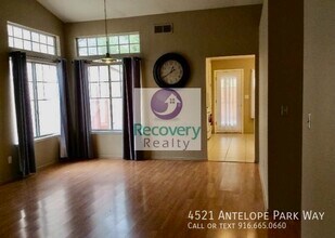 4521 Antelope Park Way in Antelope, CA - Foto de edificio - Building Photo