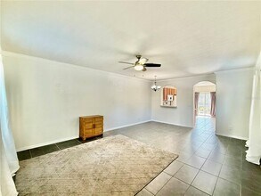 12378 Foxmoor Peak Dr in Riverview, FL - Building Photo - Building Photo