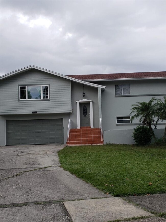 property at 1491 Doral Rd