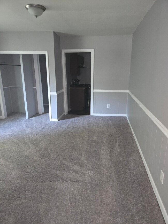 2123 Highland Ave