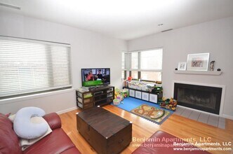 110 Strathmore Rd, Unit 402 in Boston, MA - Building Photo - Building Photo