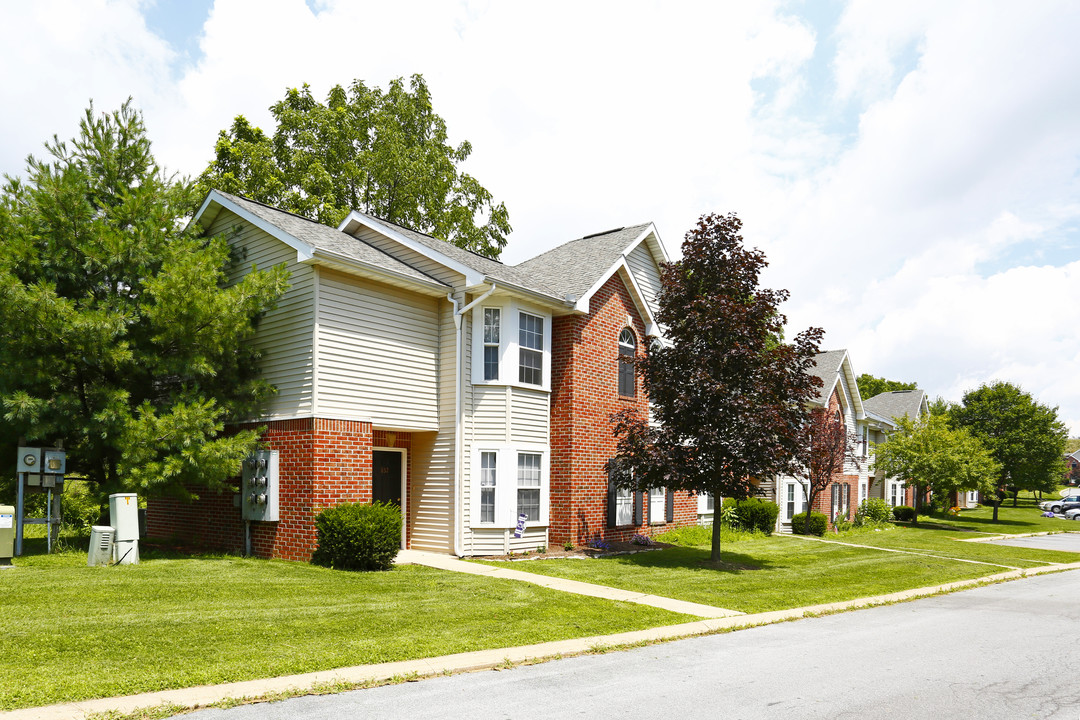 Ashworth Woods in Boalsburg, PA - Foto de edificio