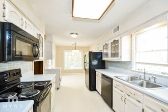 2281 Webbing Dr in Memphis, TN - Building Photo - Building Photo