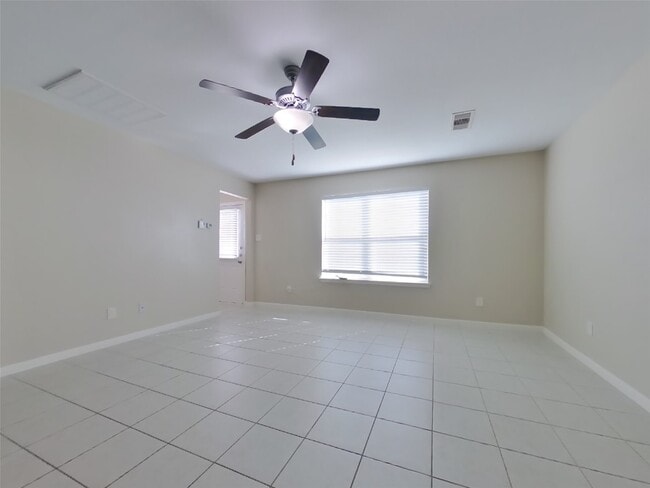 316 Summer Horse Dr in La Marque, TX - Building Photo - Building Photo