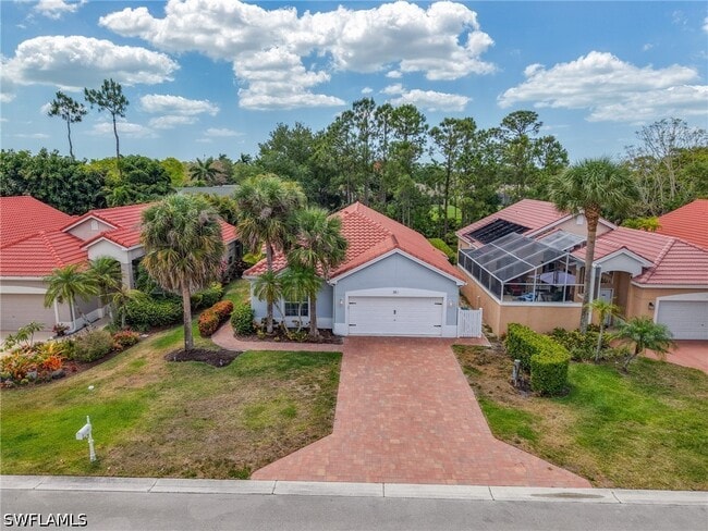 351 Pindo Palm Dr in Naples, FL - Building Photo - Building Photo