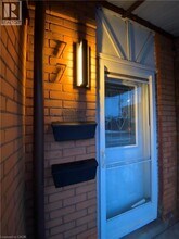 77 Barton St E in Hamilton, ON - Building Photo - Building Photo