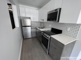 40 Peterborough St, Unit 20 Apartamentos