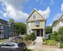 52 Sheridan Ave, Unit 52 in Medford, MA - Building Photo