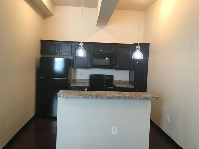 property at 602 N Queen St