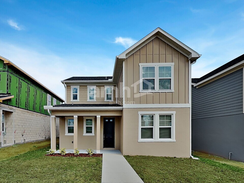 16397 Aubergine Aly in Montverde, FL - Foto de edificio