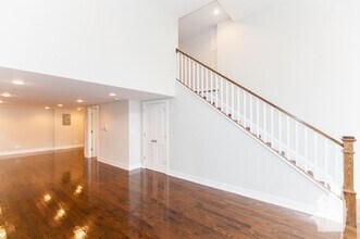 2604 N Racine Ave in Chicago, IL - Building Photo - Building Photo