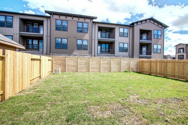 property at 5578 Plantation Forest Dr