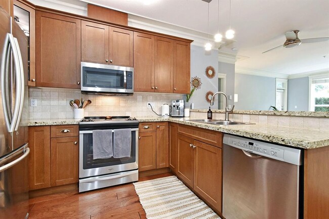 32729-32729 Garibaldi Dr in Abbotsford, BC - Building Photo - Building Photo