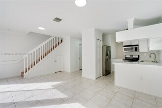 9481 SW 78th Ave in Miami, FL - Building Photo - Building Photo