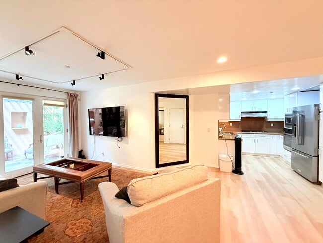 property at 1018 4th St