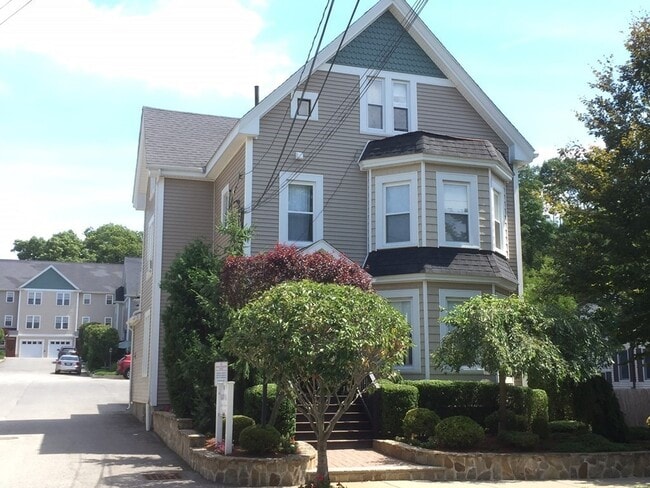 property at 10 Grant St