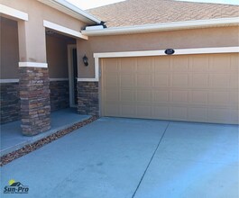 117 Prestwick Grande Dr in Daytona Beach, FL - Foto de edificio - Building Photo