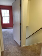 126 Kings Mill Dr in Fredericksburg, VA - Foto de edificio - Building Photo