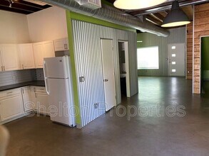 2121 W Hayward Ave in Phoenix, AZ - Building Photo - Building Photo