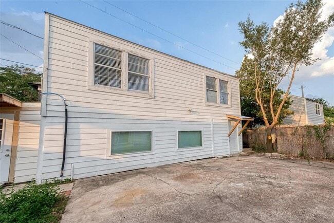 1511 Scharpe St-Unit -3 in Houston, TX - Building Photo - Building Photo