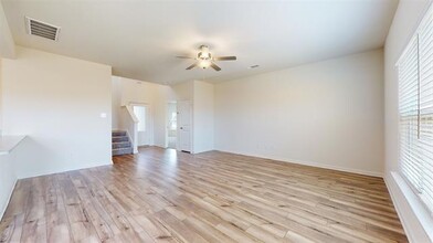 10820 Bass Creek Trl in Fort Worth, TX - Building Photo - Building Photo