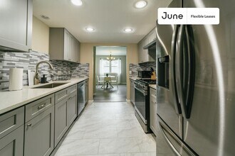 3928 Leafield Dr in Austin, TX - Building Photo - Building Photo