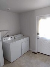 85 Co Rd 125 in Arcadia, MO - Building Photo - Building Photo