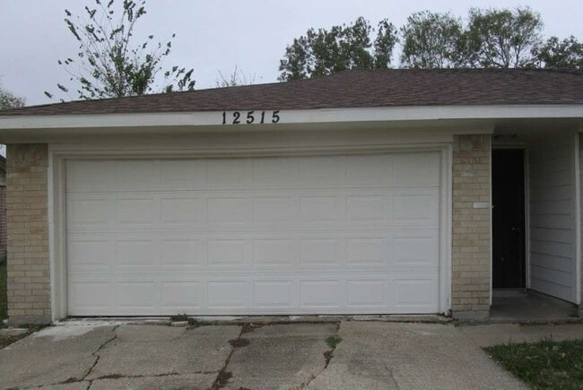 12515 Gotham Dr in Houston, TX - Building Photo - Building Photo