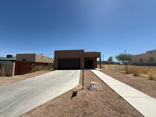 255 W Adams St in Tucson, AZ - Building Photo - Building Photo