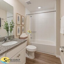 9596 Hood Rd in Jacksonville, FL - Building Photo - Building Photo